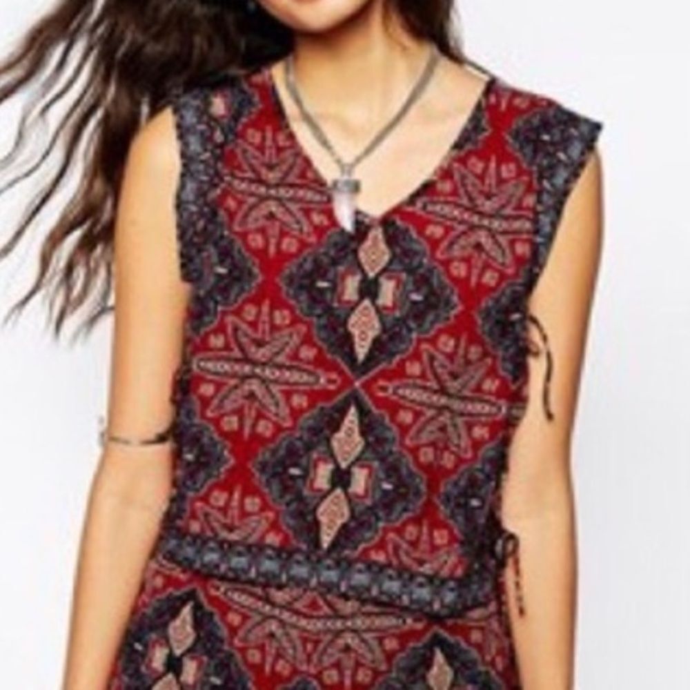 Free People Hi-Low Boho Festival Crop Top Red Geometric Lace Up Sides